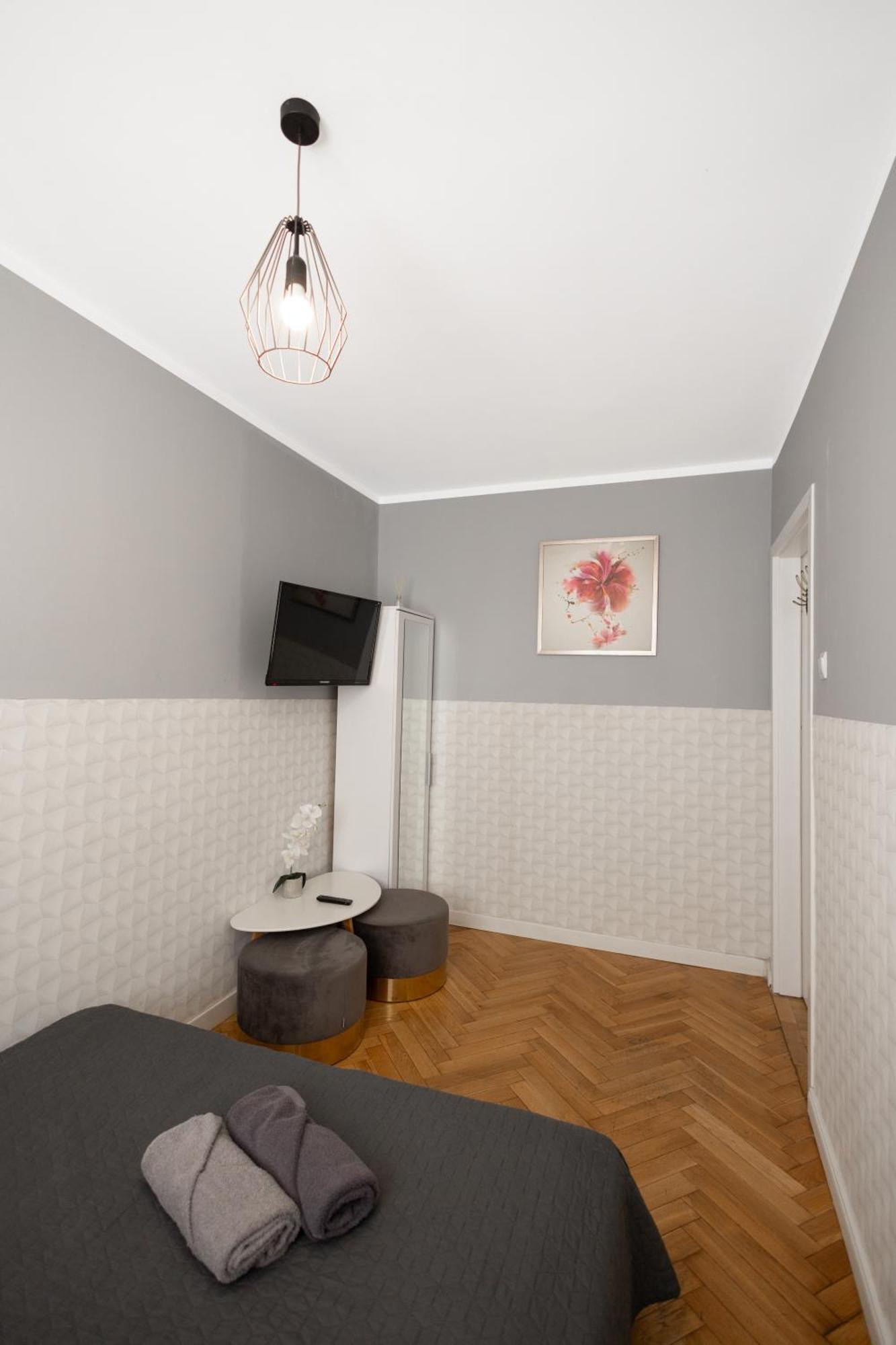 Clicktheflat Zurawia Street Apart Rooms Varşovia Exterior foto