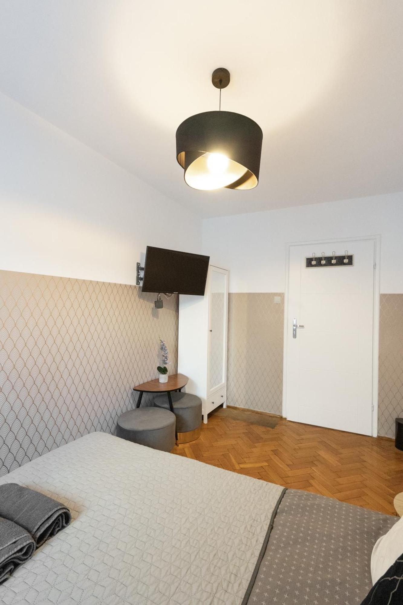 Clicktheflat Zurawia Street Apart Rooms Varşovia Exterior foto